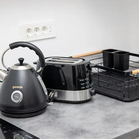 The Bear's Den In Old Centre Appartement