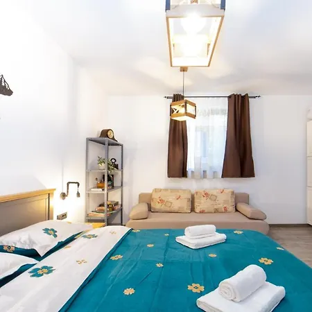 Appartement The Bear's Den In Old Centre Braşov